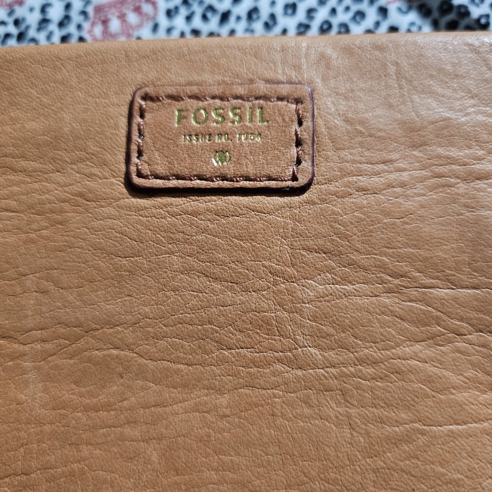 Fossil - Picture 2 of 4